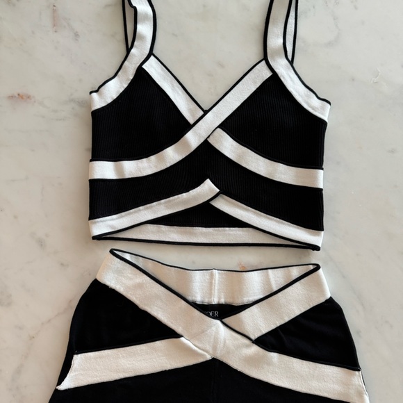 Cider, Black and White Set, Size Small, Crop Top/Wide Leg Pants - Picture 8 of 11